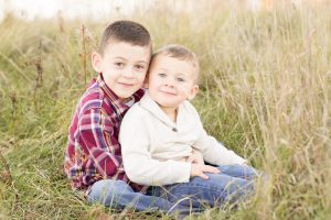 acton ma outdoor family pictures with two brothers by Bolton MA photographers