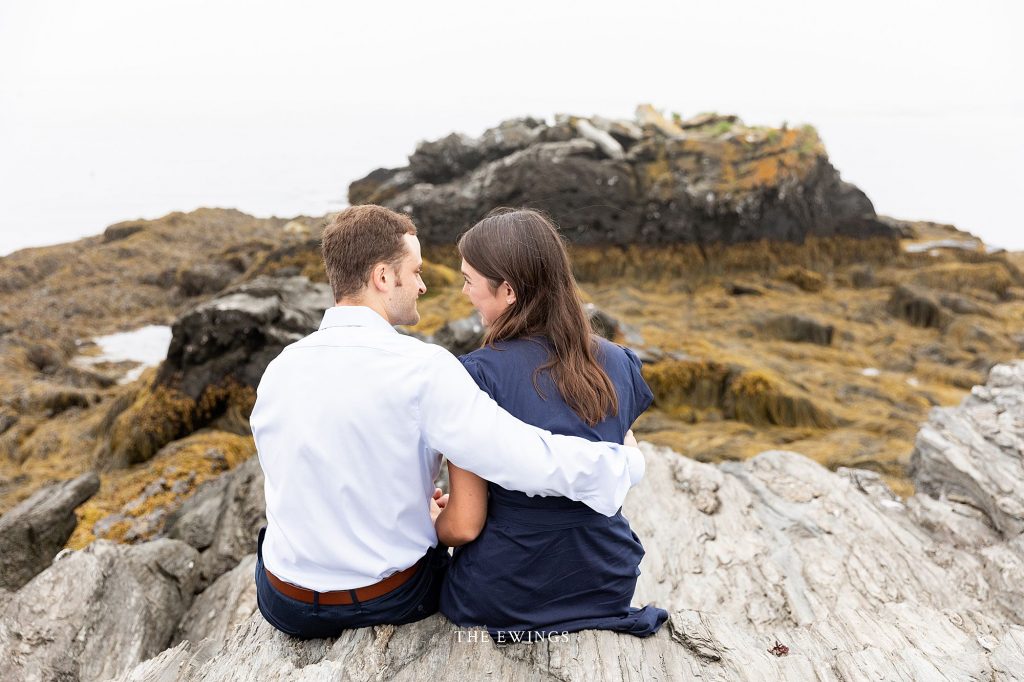 The Ewings, a Portland ME wedding photography and videography team, celebrated the engagement of Matt and Victoria along the cliffs south of Portland. 