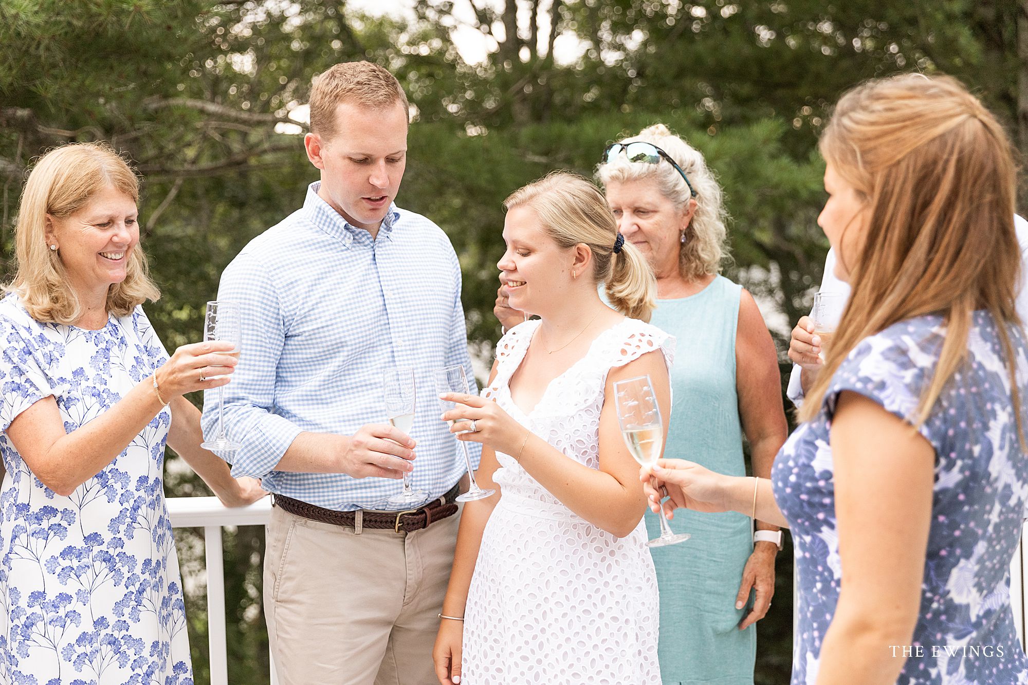 The best way to end an elopement micro wedding is with a clam bake! This 10 person wedding in Cotuit enjoyed lobsters and steamers at their intimate backyard wedding.
