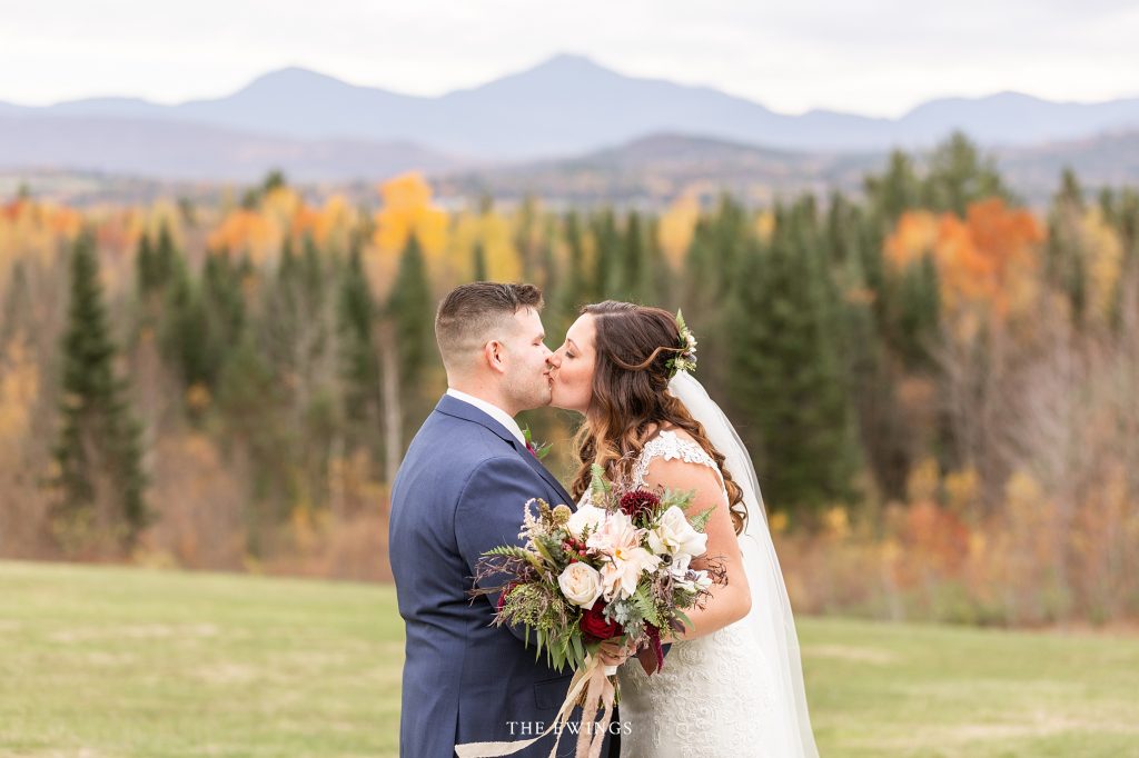 Looking for a wedding venue in the white mountains? Check out Mount Washington Hotel and Mountainview Grand!